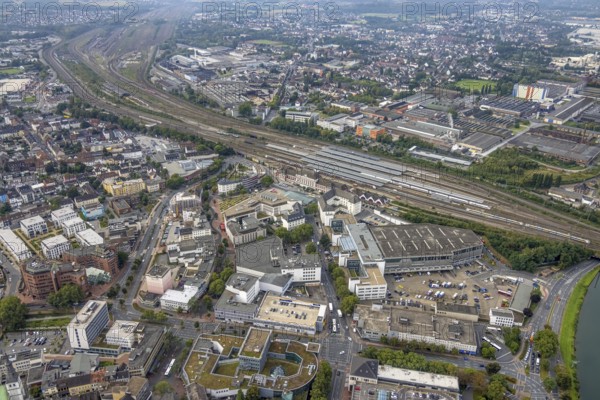 Aerial view, city centre view with Platz der Deutschen Einheit and Hamm central station in the district Mitte in Hamm, Ruhr area, North Rhine-Westphalia, Germany, railway tracks, railway station, DE, Deutsche Bahn AG, Europe, Hamm, central station, main station, aerial view, aerial photography, aerial photography, overview, bird's-eye view, overview