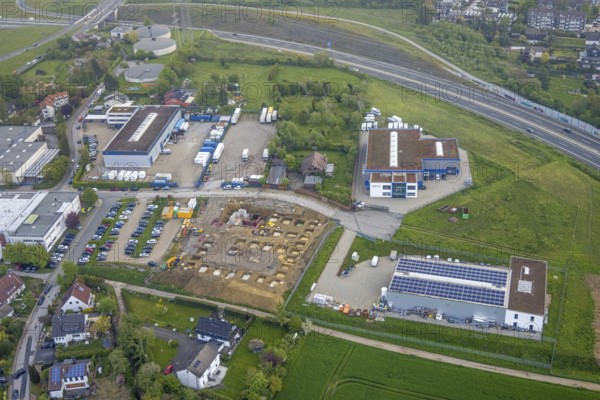 Aerial view, construction site at Humboldtstraße, Hetterscheidt, Heiligenhaus, Ruhr area, North Rhine-Westphalia, Germany, construction work, construction vehicles, construction area, construction site, building plots, construction crane, construction measure, construction project, construction site, DE, Europe, aerial view, aerial photography, aerial photography, overview, bird's-eye view, overview