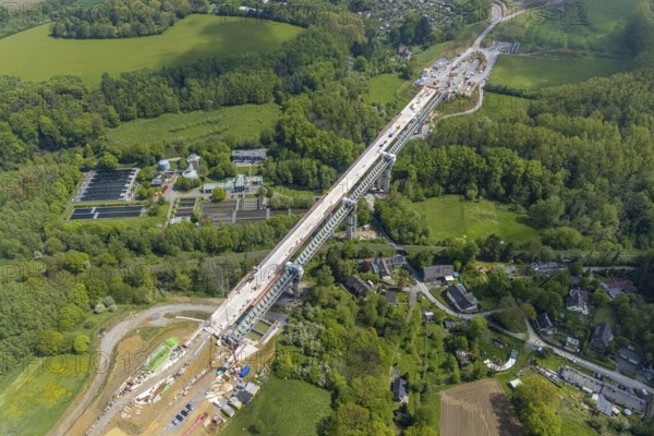 Aerial view, Angerbachtal bridge, new motorway section of the A44, gap closure between Ratingen-Ost and Velbert, Heiligenhaus, Ruhr area, North Rhine-Westphalia, Germany, motorway A44, construction work, construction area, construction site, building site, construction project, construction site, bridge, DE, Europe, aerial view, aerial photography, aerial photography, renovation, refurbishment, overview, bird's-eye view, overview