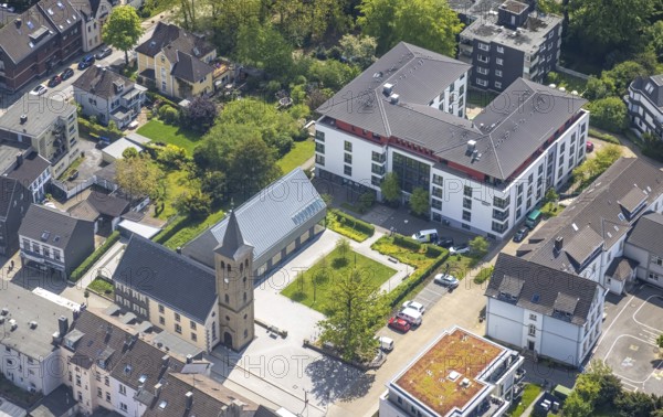 Aerial view, Diakoniezentrum Heiligenhaus Seniorenheim und evang. Alte Kirche, Leubeck, Heiligenhaus, Ruhr area, North Rhine-Westphalia, Germany, retirement home, old people's home, place of worship, care and nursing, DE, Europe, religious community, place of worship, holy place, church, parish, denomination, aerial view, aerial photography, aerial photography, care facility, religion, religious site, retirement home, retirement residence, retirement home, senior citizens' centre, overview, bird's-eye view, overview
