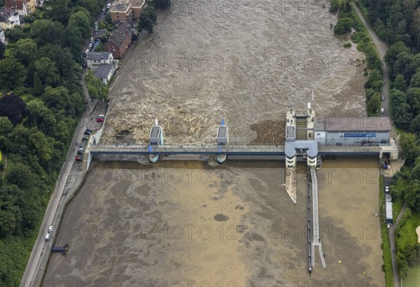 Aerial photo, Ruhr flood, flooding, Lake Baldeney weir Essen-Werden, Essen-Bredeney, Essen, Ruhr area, North Rhine-Westphalia, Germany, DE, Europe, birds-eyes view, aerial photo, aerial photography, aerial photography, overview, overview, bird's eye view, flood, century flood