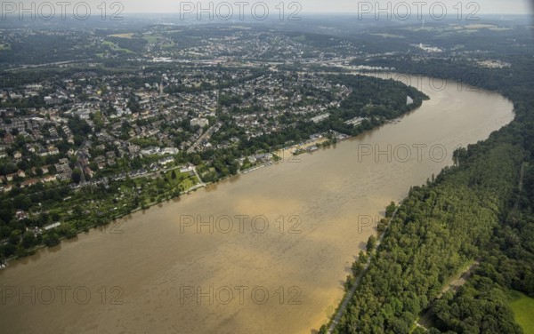 Aerial photo, Ruhr flood, flooding, Lake Baldeney with oil discolouration on the water surface, Fischlaken, Essen, Ruhr area, North Rhine-Westphalia, Germany, DE, Europe, birds-eyes view, aerial photo, aerial photography, aerial photography, overview, overview, bird's eye view, flood, flood of the century