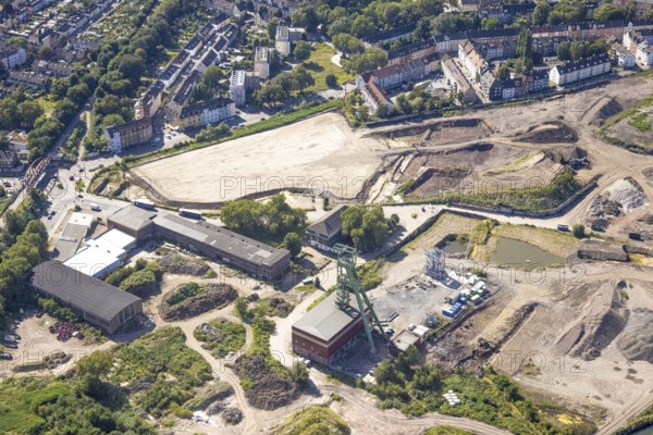 Aerial view, fallow land at the Vereinigte Helene-Amalie colliery with winding tower in the Altendorf district of Essen, Ruhr area, North Rhine-Westphalia, Germany, construction work, construction area, building site, building plots, construction project, construction site, DE, Essen, Europe, aerial view, aerial photography, aerial photography, overview, bird's eye view, colliery, birds-eyes view, overview