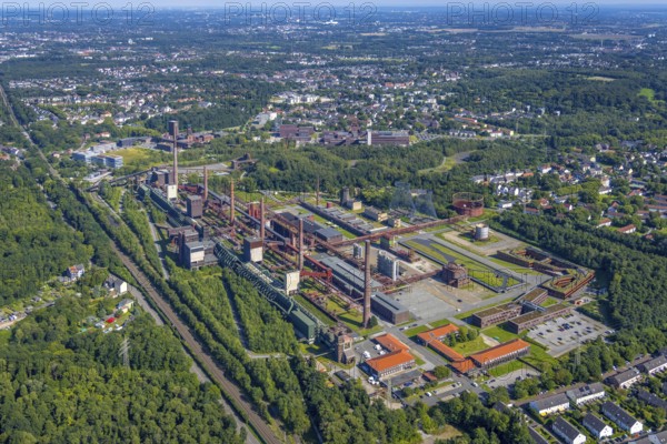 Aerial view, UNESCO World Heritage Zollverein Coal Mine Industrial Complex and Zollverein Coking Plant in Essen-Stoppenberg, Essen, Ruhr area, North Rhine-Westphalia, Germany, DE, Europe, aerial view, aerial photography, aerial photography, overview, bird's eye view, coal mine, birds-eyes view, overview