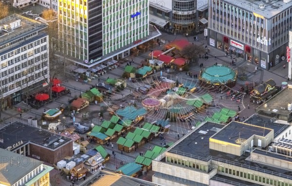 Aerial view, Christmas market at Kennedyplatz in the city centre of Essen, Ruhr area, North Rhine-Westphalia, Germany, DE, Essen, Europe, aerial view, aerial photography, aerial photography, market, overview, bird's eye view, Christmas, birds-eyes view, overview