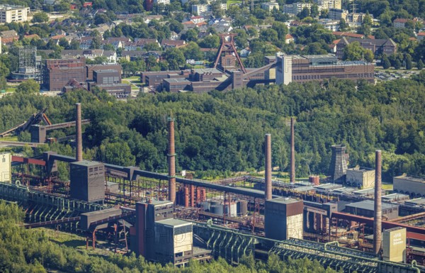 Aerial view, UNESCO World Heritage Zollverein Coal Mine Industrial Complex and Zollverein Coking Plant in Essen-Stoppenberg, Essen, Ruhr area, North Rhine-Westphalia, Germany, DE, Europe, aerial view, aerial photography, aerial photography, overview, bird's eye view, coal mine, birds-eyes view, overview