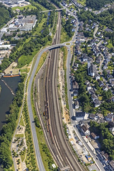Aerial view, railway tracks with freight wagons at Finnentrop station, Finnentrop, Sauerland, North Rhine-Westphalia, Germany, railway tracks, DE, Deutsche Bahn AG, Europe, railway tracks, roundabout, roundabout, aerial view, aerial photography, aerial photography, overview, bird's-eye view, overview