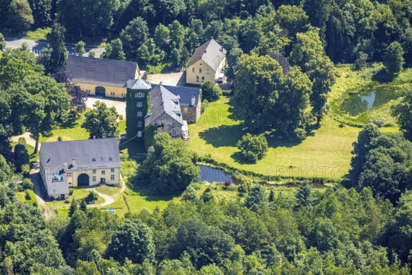 Aerial view, Schloss Haus Bamenohl, Finnentrop, Sauerland, North Rhine-Westphalia, Germany, DE, Europe, family celebrations, culture, art, aerial photography, aerial photography, aerial photography, castle, tower, overview, events, venue, event centre, bird's eye view, birds-eyes view, cultural use, overview