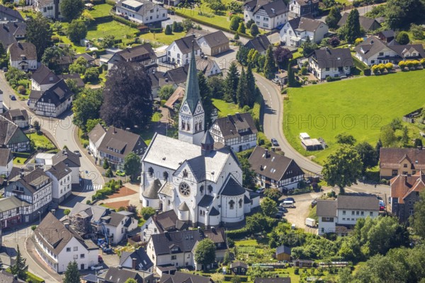 Aerial view, Church of St. Anthony the Hermit, Heggen, Finnentrop, Sauerland, North Rhine-Westphalia, Germany, place of worship, DE, Europe, religious community, place of worship, holy place, church, parish, denomination, aerial view, aerial photography, aerial photography, religion, religious site, overview, bird's-eye view, overview