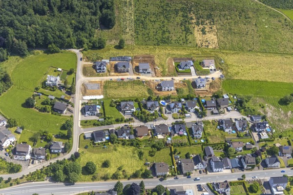 Aerial view, construction site, new building, residential buildings Auf dem Stein, Rönkhausen, Finnentrop, Sauerland, North Rhine-Westphalia, Germany, construction work, construction, construction area, building site, building plots, construction project, construction site, DE, Europe, property tax, real estate, aerial photograph, aerial photography, aerial photography, new building, overview, bird's eye view, residential complex, living and living, residential area, residential buildings, residential quality, housing estate, birds-eyes view, overview