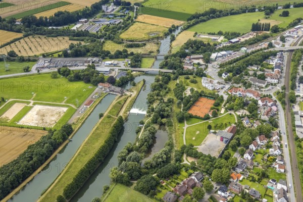 Aerial view, a week ago there was still land under water at this point - the Ruhr was flooding, course of the Ruhr, Fröndenberg, Fröndenberg/Ruhr, Ruhr area, North Rhine-Westphalia, Germany, DE, Europe, birds-eyes view, aerial view, aerial photography, aerial photography, overview, bird's eye view