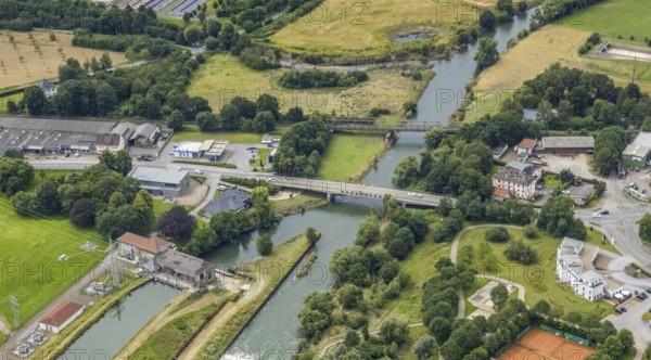 Aerial view, a week ago there was still land under water at this point - the Ruhr was flooding, course of the Ruhr, Fröndenberg, Fröndenberg/Ruhr, Ruhr area, North Rhine-Westphalia, Germany, DE, Europe, birds-eyes view, aerial view, aerial photography, aerial photography, overview, bird's eye view