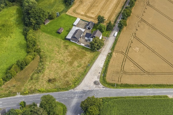 Aerial view, intersection Palzstraße and Bausenhagener Straße in Stentrop, Fröndenberg/Ruhr, Ruhr area, North Rhine-Westphalia, Germany, DE, Europe, intersection, aerial view, aerial photography, aerial photography, overview, bird's-eye view, overview