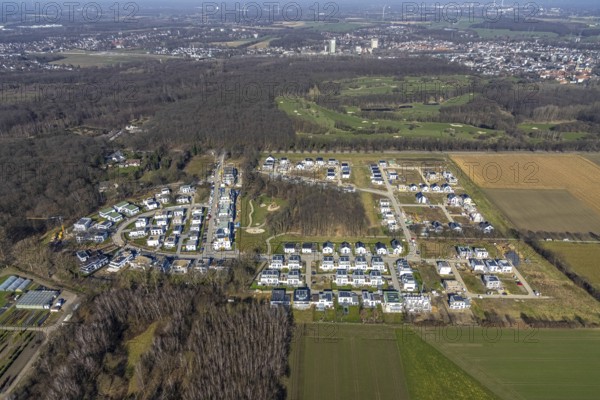 Aerial view, construction site, new development area Am Buerschen Waldbogen, Resse, Gelsenkirchen, Ruhr area, North Rhine-Westphalia, Germany, construction work, construction, construction area, building site, building plots, construction measure, construction project, construction site, DE, Europe, property tax, real estate, aerial view, aerial photography, aerial photography, new construction, overview, bird's eye view, residential complex, living and living, residential area, residential buildings, residential quality, residential neighbourhood, housing estate, Zur Marienkapelle, birds-eyes view, overview