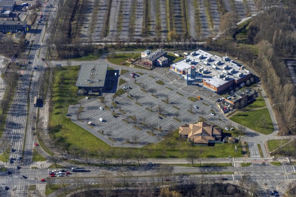 Aerial view, multiplex cinema centre, Apollo cinemas and car parks, Erle, Gelsenkirchen, Ruhr area, North Rhine-Westphalia, Germany, DE, Europe, cinema, aerial view, aerial photography, aerial photography, car parks, overview, venue, bird's-eye view, overview