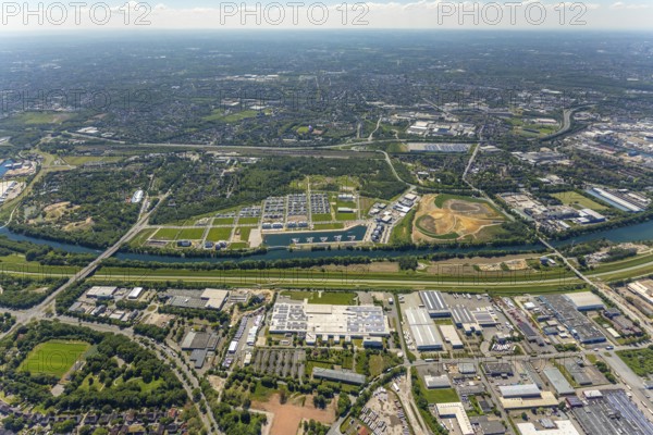 Aerial view, Graf Bismarck city quarter on the Rhine-Herne Canal, Marina Bismarck, Schalke-Nord, Gelsenkirchen, Ruhr area, North Rhine-Westphalia, Germany, DE, Europe, birds-eyes view, aerial photograph, aerial photography, aerial photography, overview, bird's eye view