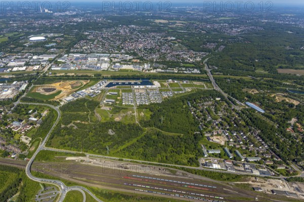 Aerial view, Graf Bismarck city quarter on the Rhine-Herne Canal, Marina Bismarck, Schalke-Nord, Gelsenkirchen, Ruhr area, North Rhine-Westphalia, Germany, DE, Europe, birds-eyes view, aerial photograph, aerial photography, aerial photography, overview, bird's eye view