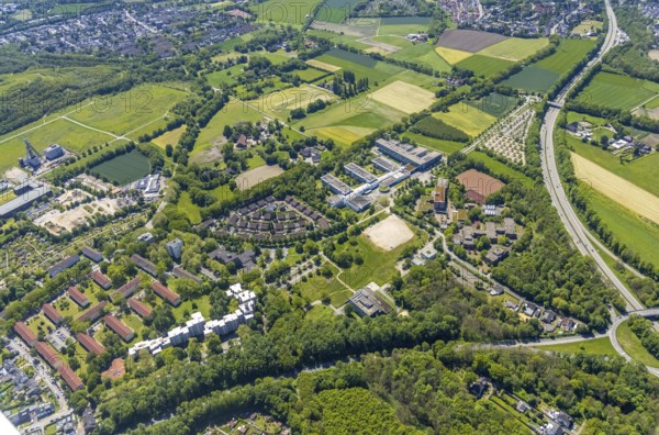 Aerial view, Westfälische Hochschule, Hans-Schwier-Berufskolleg, housing estate Angerburger Straße, Buer, Gelsenkirchen, Ruhr area, North Rhine-Westphalia, Germany, vocational school, education, educational institution, DE, Europe, university, college, aerial photograph, aerial photography, aerial photography, Neidenburger Straße, school, overview, bird's-eye view, overview