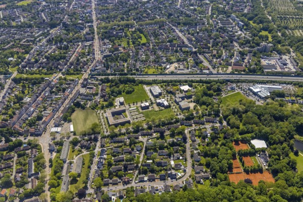 Aerial view, Büropark Schloss Berge, motorway A2, Erle, Gelsenkirchen, Ruhr area, North Rhine-Westphalia, Germany, DE, Europe, birds-eyes view, aerial photography, aerial photography, overview, overview, bird's eye view