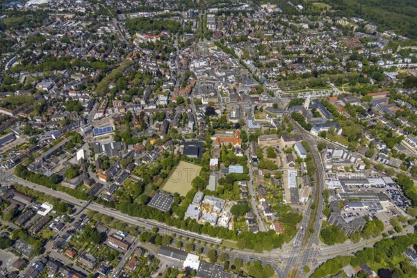 Aerial view, main centre Buer, retail centre, Buer, Gelsenkirchen, Ruhr area, North Rhine-Westphalia, Germany, DE, Europe, birds-eyes view, aerial photography, aerial photography, overview, overview, bird's eye view, retail centres of the city of Gelsenkirchen, shopping street, district