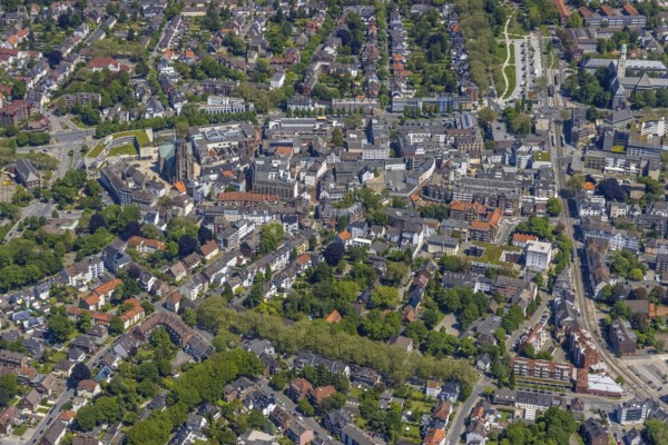Aerial view, main centre Buer, retail centre, Buer, Gelsenkirchen, Ruhr area, North Rhine-Westphalia, Germany, DE, Europe, birds-eyes view, aerial photography, aerial photography, overview, overview, bird's eye view, retail centres of the city of Gelsenkirchen, shopping street, district