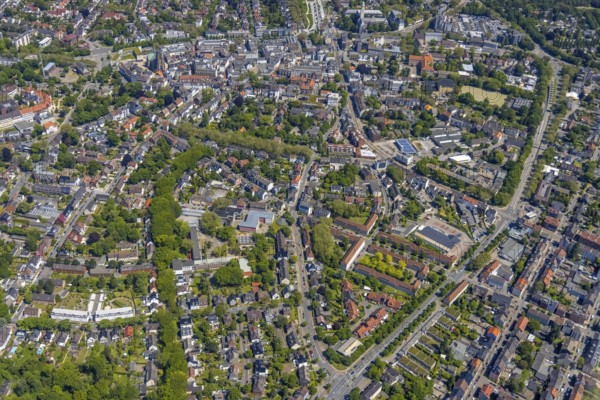 Aerial view, main centre Buer, retail centre, Buer, Gelsenkirchen, Ruhr area, North Rhine-Westphalia, Germany, DE, Europe, birds-eyes view, aerial photography, aerial photography, overview, overview, bird's eye view, retail centres of the city of Gelsenkirchen, shopping street, district