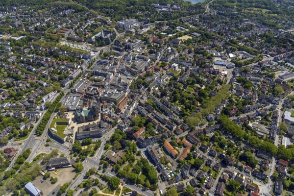 Aerial view, main centre Buer, retail centre, Buer, Gelsenkirchen, Ruhr area, North Rhine-Westphalia, Germany, DE, Europe, birds-eyes view, aerial photography, aerial photography, overview, overview, bird's eye view, retail centres of the city of Gelsenkirchen, shopping street, district