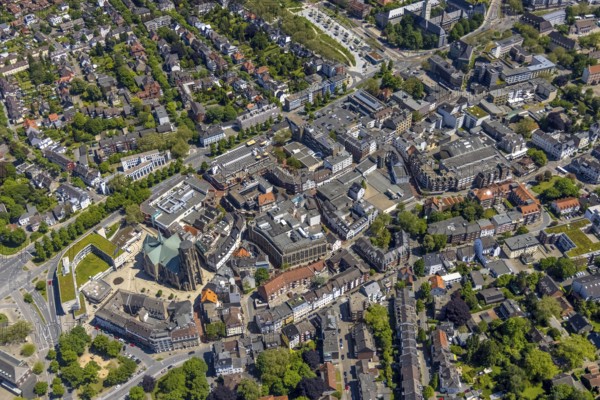 Aerial view, main centre Buer, retail centre, Buer, Gelsenkirchen, Ruhr area, North Rhine-Westphalia, Germany, DE, Europe, birds-eyes view, aerial photography, aerial photography, overview, overview, bird's eye view, retail centres of the city of Gelsenkirchen, shopping street, district
