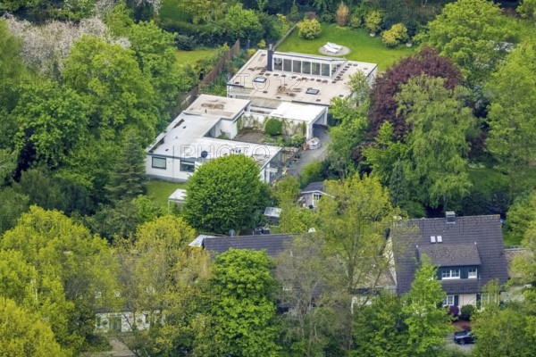 Aerial view, Halfmannshof artists' estate, bungalow on Halfmannsweg, Ückendorf, Gelsenkirchen, Ruhr area, North Rhine-Westphalia, Germany, DE, Europe, property tax, real estate, aerial view, aerial photography, aerial photography, overview, bird's-eye view, residential estate, living and life, residential buildings, quality of life, birds-eyes view, overview