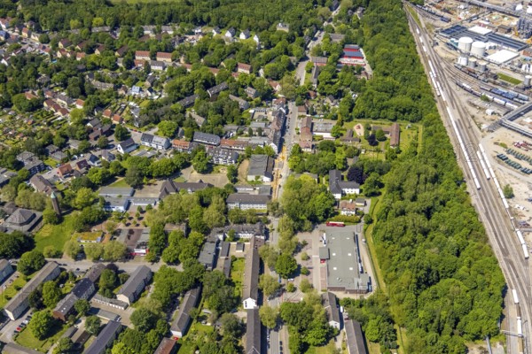 Aerial view, local supply centre Scholven, Im Brömm, retail centre, Scholven, Gelsenkirchen, Ruhr area, North Rhine-Westphalia, Germany, DE, Europe, birds-eyes view, aerial view, aerial photography, aerial photography, overview, bird's eye view