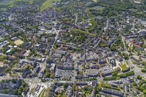 Aerial view, main centre Buer, retail centre, Buer, Gelsenkirchen, Ruhr area, North Rhine-Westphalia, Germany, DE, Europe, birds-eyes view, aerial photography, aerial photography, overview, overview, bird's eye view, retail centres of the city of Gelsenkirchen, shopping street, district
