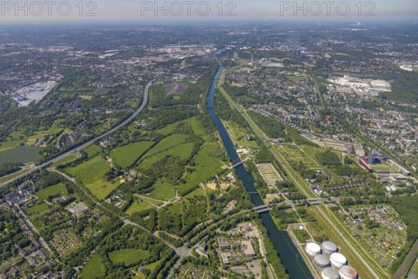 Aerial view, industrial park Nordstern, Nordsternpark, Heßler, Gelsenkirchen, Ruhr area, North Rhine-Westphalia, Germany, DE, Europe, birds-eyes view, aerial photography, aerial photography, overview, bird's eye view, commercial sites, commercial areas