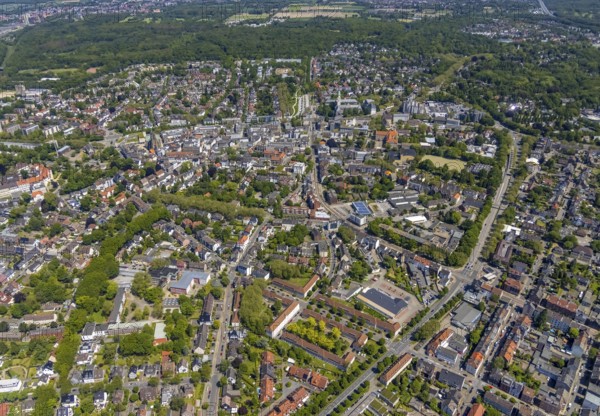 Aerial view, main centre Buer, retail centre, Buer, Gelsenkirchen, Ruhr area, North Rhine-Westphalia, Germany, DE, Europe, birds-eyes view, aerial photography, aerial photography, overview, overview, bird's eye view, retail centres of the city of Gelsenkirchen, shopping street, district