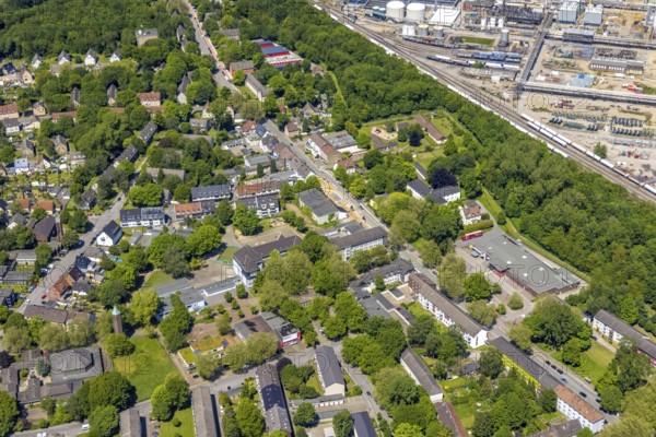 Aerial view, local supply centre Scholven, Im Brömm, retail centre, Scholven, Gelsenkirchen, Ruhr area, North Rhine-Westphalia, Germany, DE, Europe, birds-eyes view, aerial view, aerial photography, aerial photography, overview, bird's eye view