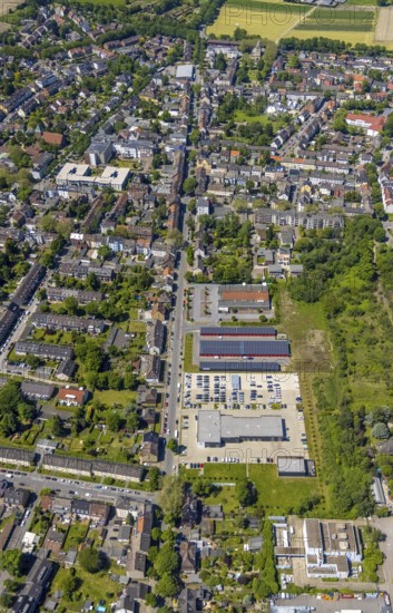 Aerial view, secondary centre Resse, Ewaldstraße, retail centre, Resse, Gelsenkirchen, Ruhr area, North Rhine-Westphalia, Germany, DE, Europe, birds-eyes view, aerial photograph, aerial photography, aerial photography, overview, overview, bird's eye view, retail centres of the city of Gelsenkirchen, shopping street, district