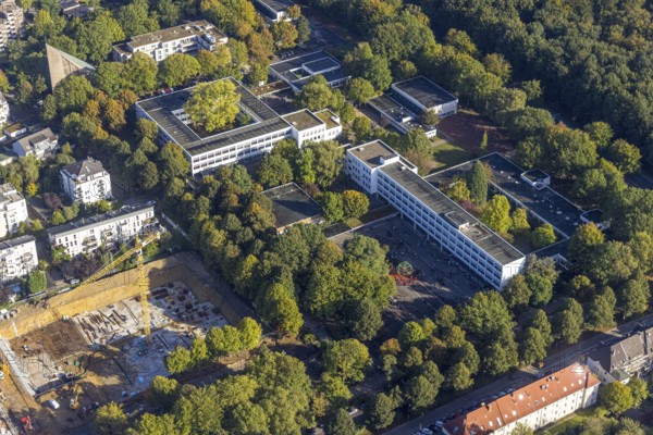Aerial view, Max-Planck-Gymnasium and construction site with new building for multi-family houses at the former district court in the district Buer in Gelsenkirchen, Ruhr area, North Rhine-Westphalia, Germany, construction work, construction area, construction site, building plots, construction project, construction site, education, educational institution, DE, Europe, Gelsenkirchen, grammar school, teaching institute, aerial view, aerial photography, aerial photography, new building, school, overview, bird's eye view, birds-eyes view, overview