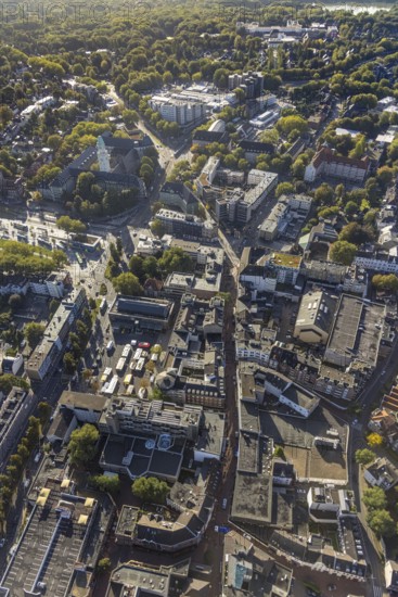 Aerial view, Hochstraße pedestrian zone City Buer-Mitte with market hall, Springemarkt and weekly market market as well as town hall Buer in the district Buer in Gelsenkirchen, Ruhr area, North Rhine-Westphalia, Germany, authority, City, DE, Europe, pedestrian zone, Gelsenkirchen, city centre, aerial view, aerial photography, aerial photography, market, market place, market stalls, town hall, city centre, overview, bird's eye view, weekly market, birds-eyes view, overview