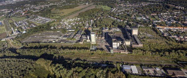 Aerial view, former DSK Lippe mine on Egonstraße on the city limits of Gelsenkirchen in the Westerholt district of Herten, Ruhr area, North Rhine-Westphalia, Germany, demolition, demolition work, mine, DE, Europe, Gelsenkirchen, Herten, aerial view, aerial photography, aerial photography, coal mine, overview, bird's-eye view, former Westerholt colliery, overview