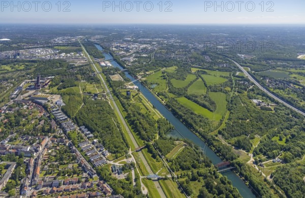 Aerial view, industrial park Nordstern, Nordsternpark, Heßler, Gelsenkirchen, Ruhr area, North Rhine-Westphalia, Germany, DE, Europe, birds-eyes view, aerial photography, aerial photography, overview, bird's eye view, commercial sites, commercial areas