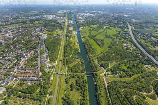 Aerial view, industrial park Nordstern, Nordsternpark, Heßler, Gelsenkirchen, Ruhr area, North Rhine-Westphalia, Germany, DE, Europe, birds-eyes view, aerial photography, aerial photography, overview, bird's eye view, commercial sites, commercial areas