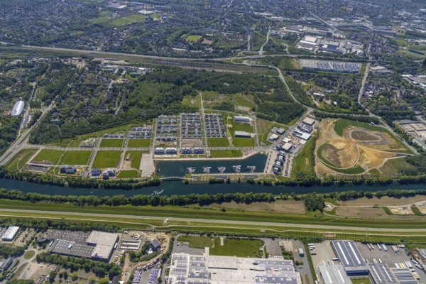 Aerial view, Graf Bismarck city quarter on the Rhine-Herne Canal, Marina Bismarck, Schalke-Nord, Gelsenkirchen, Ruhr area, North Rhine-Westphalia, Germany, DE, Europe, birds-eyes view, aerial photograph, aerial photography, aerial photography, overview, bird's eye view