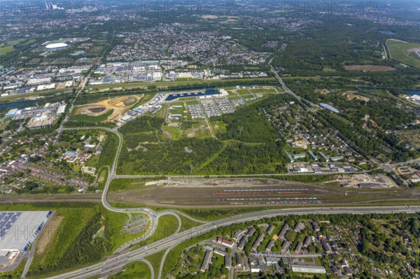 Aerial view, Graf Bismarck city quarter on the Rhine-Herne Canal, Marina Bismarck, Schalke-Nord, Gelsenkirchen, Ruhr area, North Rhine-Westphalia, Germany, DE, Europe, birds-eyes view, aerial photograph, aerial photography, aerial photography, overview, bird's eye view