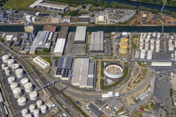 Aerial view, Gelsenkirchen city harbour on the Rhine-Herne Canal, Heßler, Gelsenkirchen, Ruhr area, North Rhine-Westphalia, Germany, DE, Europe, birds-eyes view, aerial photography, aerial photography, overview, bird's eye view, commercial sites, commercial areas
