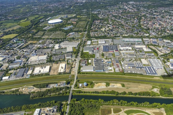 Aerial view, supplementary location Willy-Brandt-Straße, retail centre, Erle, Gelsenkirchen, Ruhr area, North Rhine-Westphalia, Germany, DE, Europe, birds-eyes view, aerial photograph, aerial photography, aerial photography, overview, overview, bird's eye view, retail centres of the city of Gelsenkirchen, shopping street, district