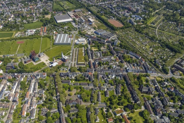 Aerial view, Bismarck shopping centre, Bismarckstraße Nord/Consol, retail centre, Gelsenkirchen-Bulmke-Hüllen, Gelsenkirchen, Ruhr area, North Rhine-Westphalia, Germany, DE, Europe, birds-eyes view, aerial view, aerial photography, aerial photography, overview, overview, bird's eye view, retail centres of the city of Gelsenkirchen, shopping street, district