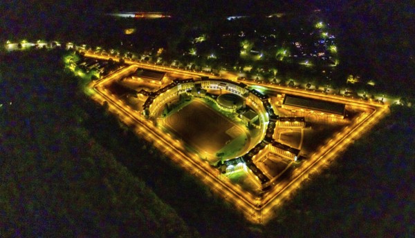 Aerial view, Gelsenkirchen Prison, JVA Feldmark, Gelsenkirchen, Ruhr area, North Rhine-Westphalia, Germany, Aldenhofstraße, detention, DE, triangular shape, twilight photography, Europe, imprisonment, prison, detention centre, prison sentence, correctional facility, light pollution, aerial photography, aerial photography, night, night photography, night flight, overview, custody, bird's eye view, illuminated streets, birds-eyes view, nightflight, overview
