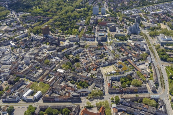 Aerial view, main centre Gelsenkirchen-Mitte, City Gelsenkirchen, Bahnhofstraße, market place, retail centre, Schalke, Gelsenkirchen, Ruhr area, North Rhine-Westphalia, Germany, DE, Europe, birds-eyes view, aerial view, aerial photography, aerial photography, overview, overview, bird's eye view, retail centres of the city of Gelsenkirchen, shopping street, district