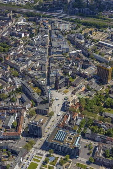 Aerial view, main centre Gelsenkirchen-Mitte, City Gelsenkirchen, Bahnhofstraße, market place, retail centre, Schalke, Gelsenkirchen, Ruhr area, North Rhine-Westphalia, Germany, DE, Europe, birds-eyes view, aerial view, aerial photography, aerial photography, overview, overview, bird's eye view, retail centres of the city of Gelsenkirchen, shopping street, district