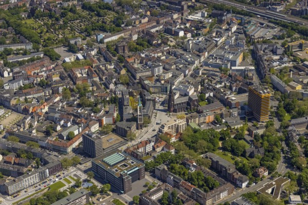 Aerial view, main centre Gelsenkirchen-Mitte, City Gelsenkirchen, Bahnhofstraße, market place, retail centre, Schalke, Gelsenkirchen, Ruhr area, North Rhine-Westphalia, Germany, DE, Europe, birds-eyes view, aerial view, aerial photography, aerial photography, overview, overview, bird's eye view, retail centres of the city of Gelsenkirchen, shopping street, district