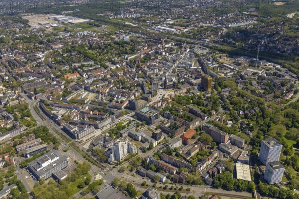 Aerial view, main centre Gelsenkirchen-Mitte, City Gelsenkirchen, Bahnhofstraße, market place, retail centre, Schalke, Gelsenkirchen, Ruhr area, North Rhine-Westphalia, Germany, DE, Europe, birds-eyes view, aerial view, aerial photography, aerial photography, overview, overview, bird's eye view, retail centres of the city of Gelsenkirchen, shopping street, district